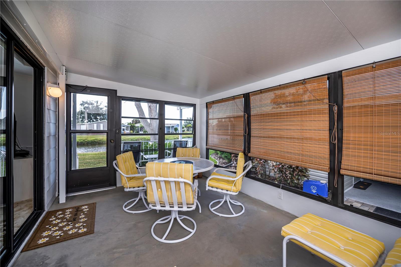 Image 45 of 69 For 749 Watersedge Street