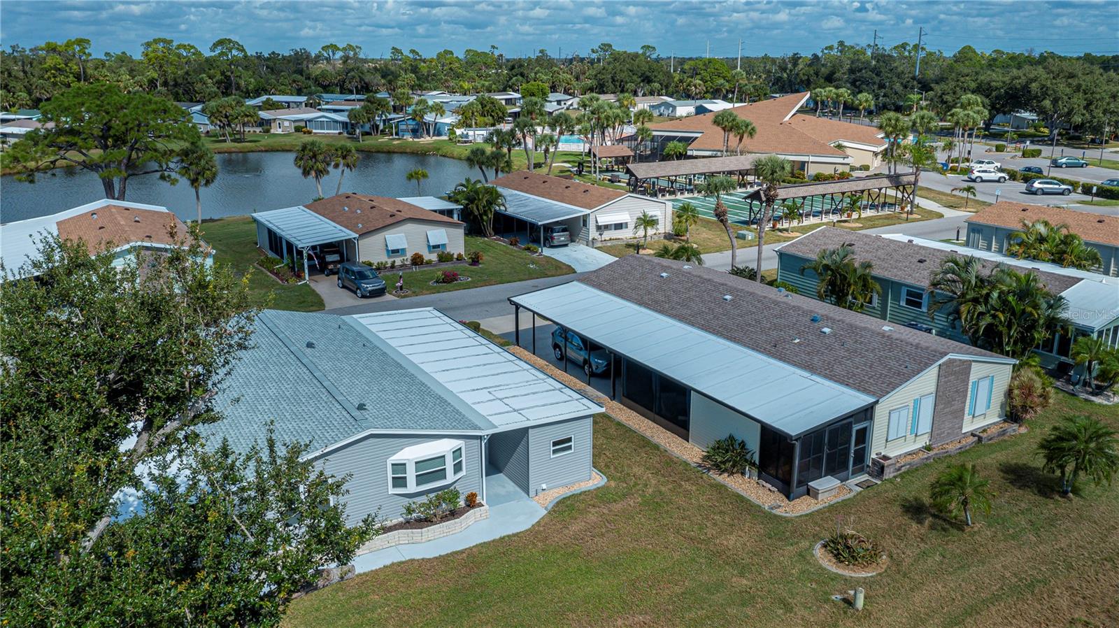 Image 59 of 69 For 749 Watersedge Street