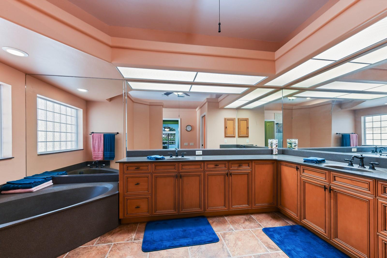 Image 32 of 64 For 4911 Linkside Drive