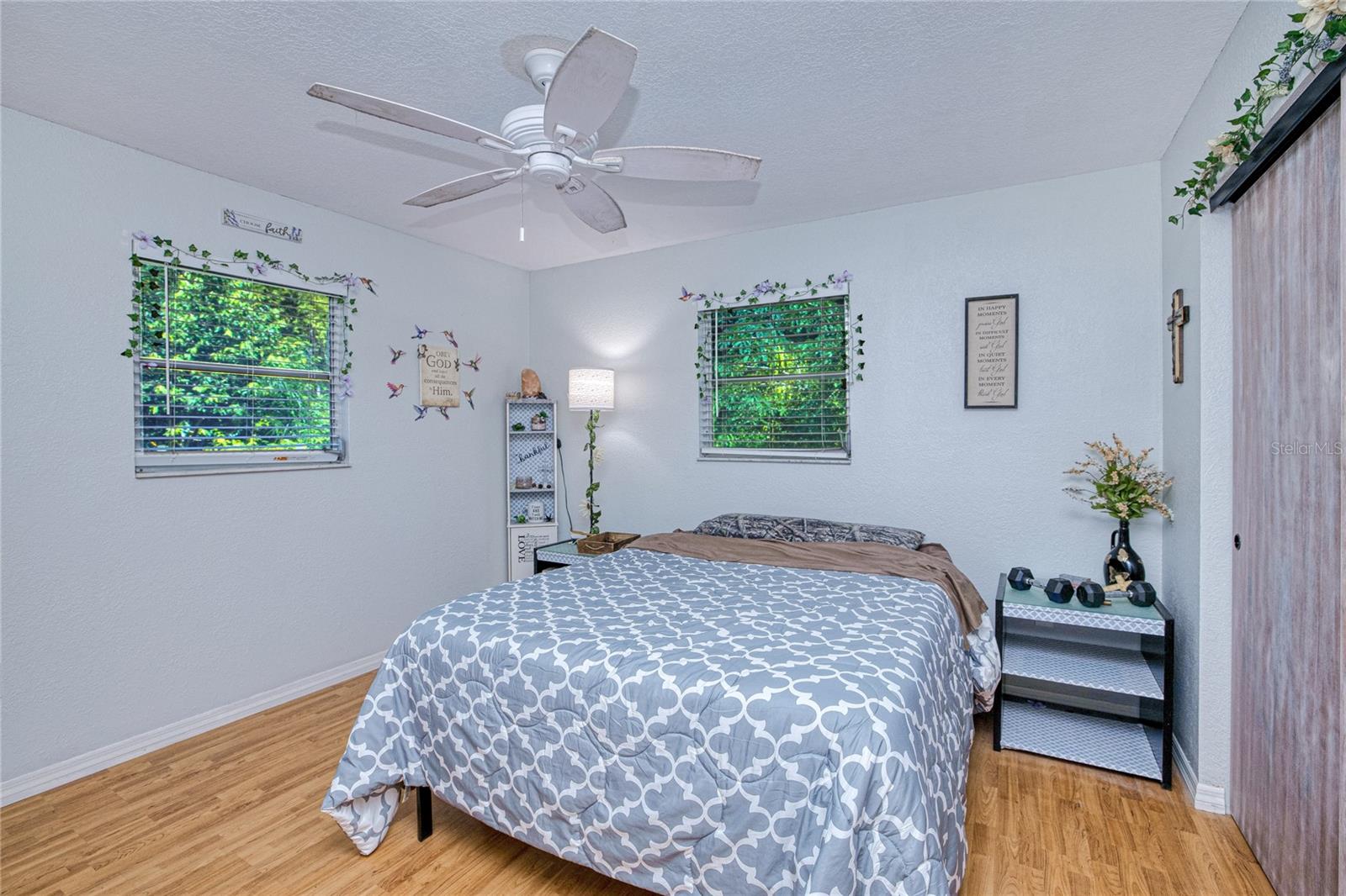 Image 18 of 33 For 28286 Twin Lakes Drive