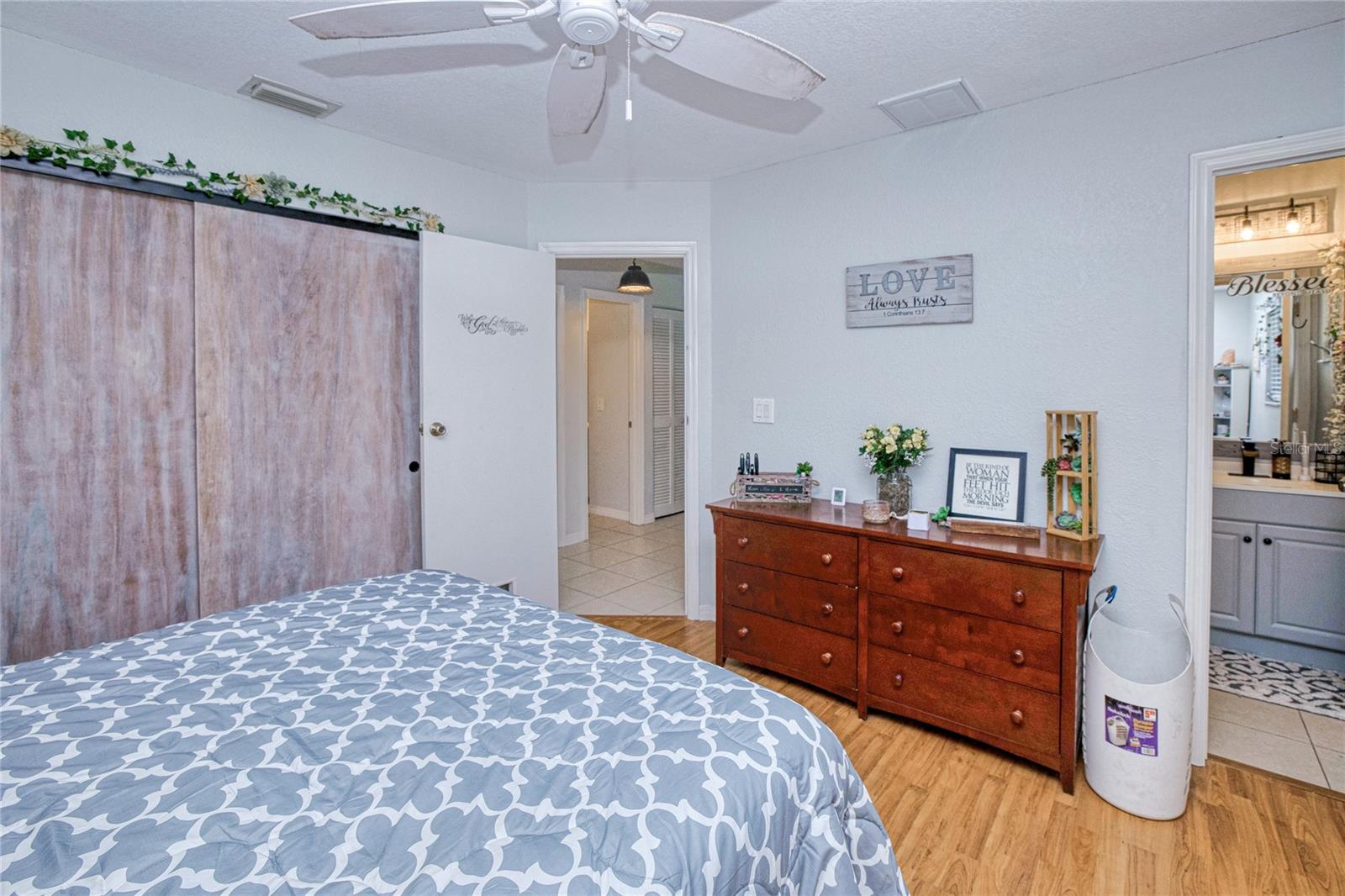 Image 20 of 33 For 28286 Twin Lakes Drive