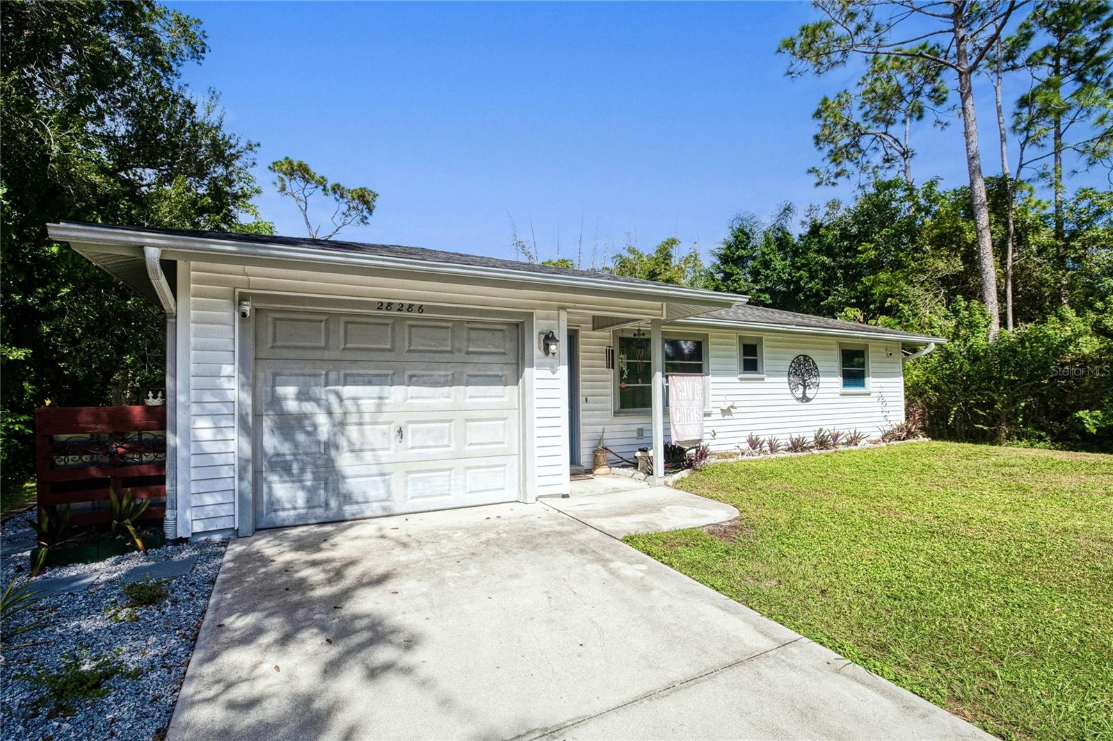 Image 31 of 33 For 28286 Twin Lakes Drive