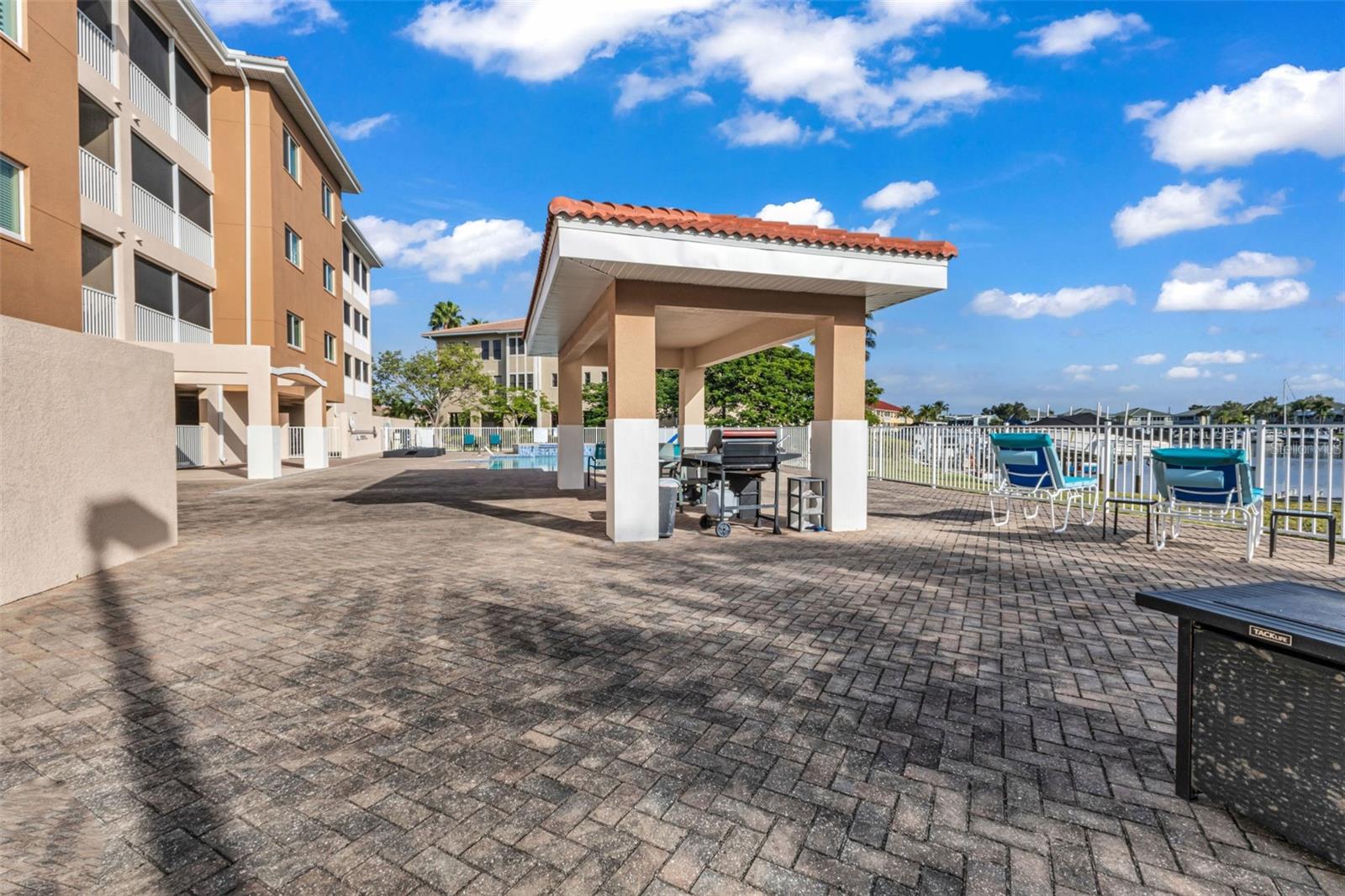 Image 45 of 100 For 3322 Purple Martin Drive 126