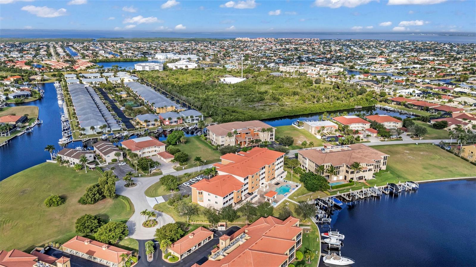 Image 72 of 100 For 3322 Purple Martin Drive 126