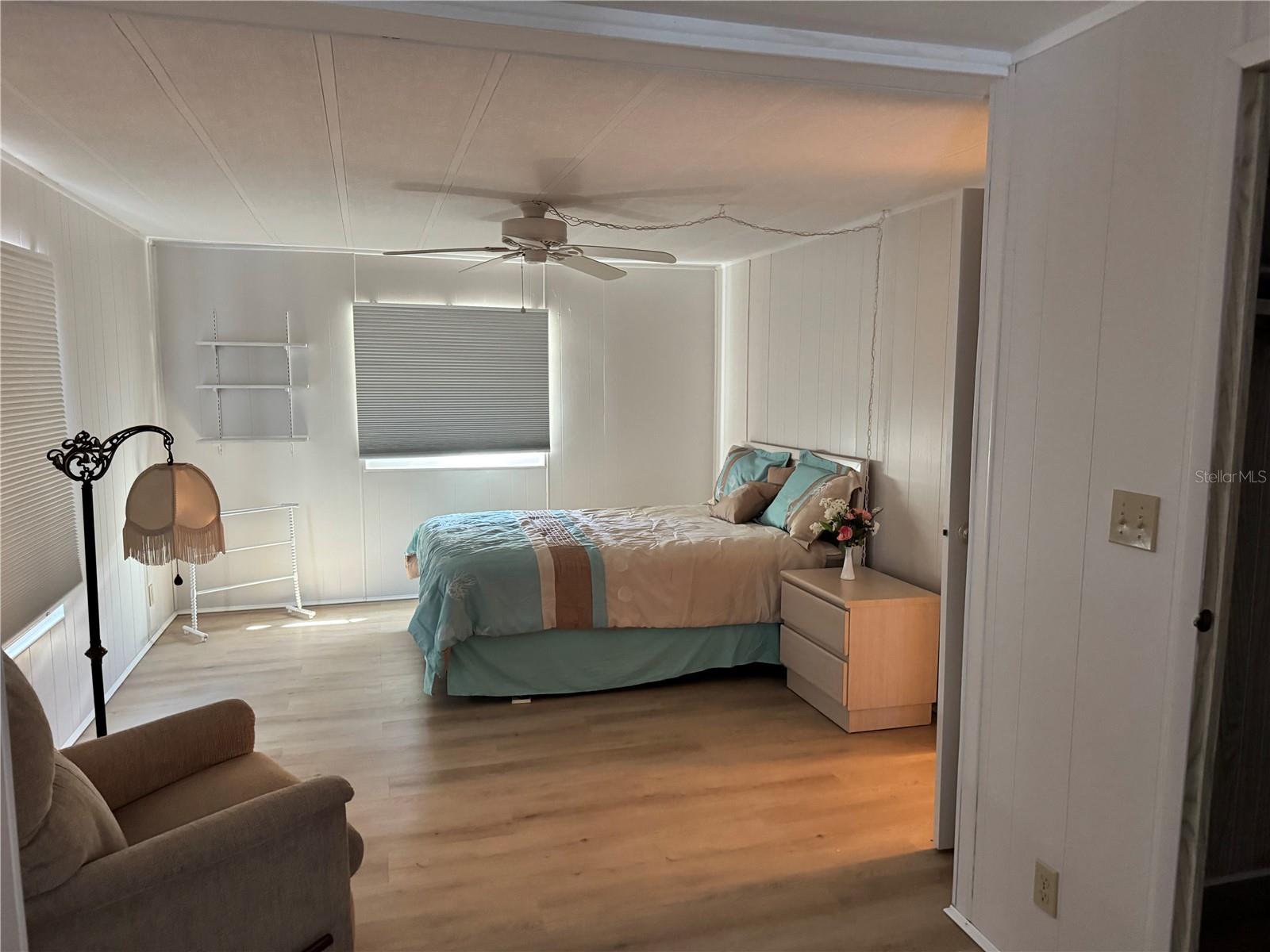 Image 18 of 46 For 1891 Englewood Road 45