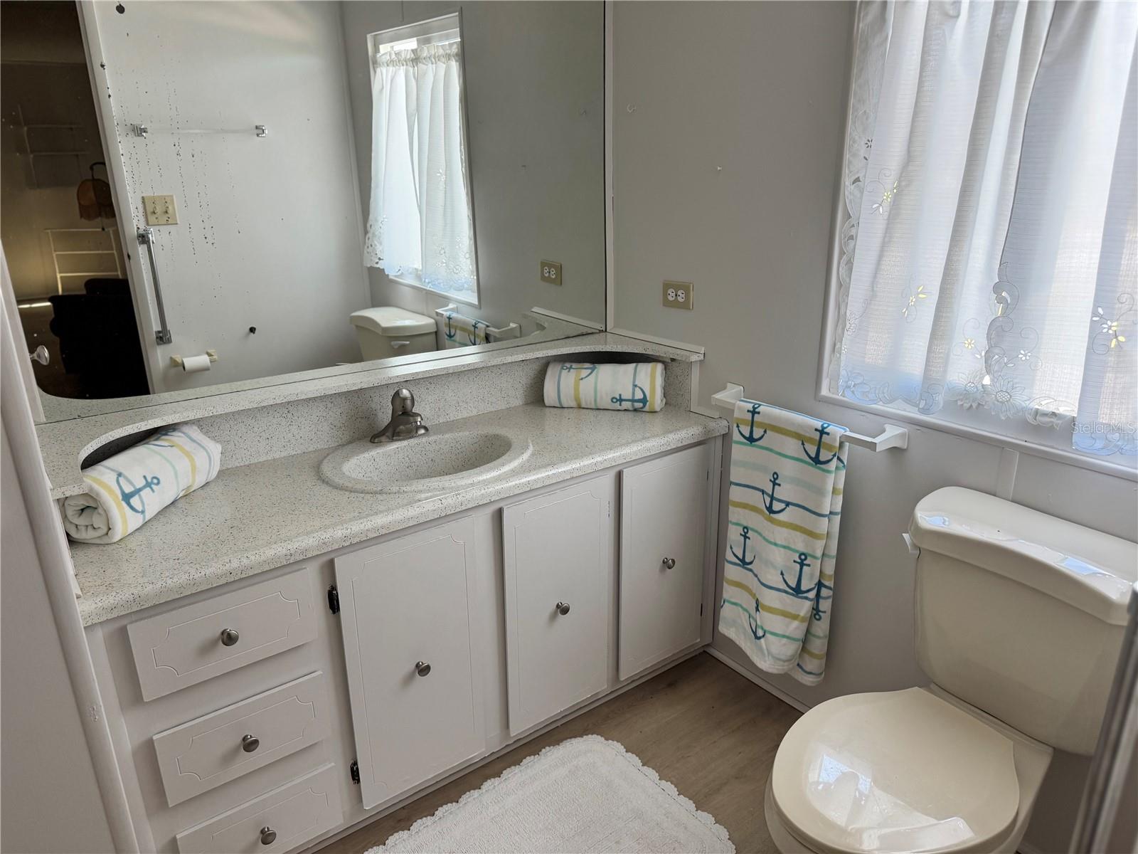 Image 22 of 46 For 1891 Englewood Road 45