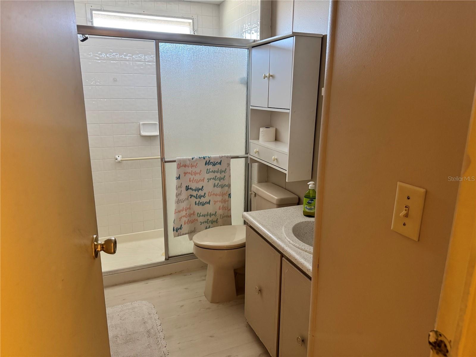 Image 26 of 46 For 1891 Englewood Road 45