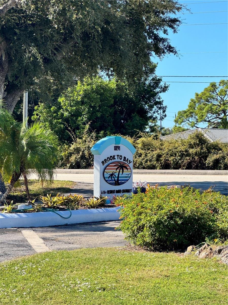 Image 3 of 46 For 1891 Englewood Road 45