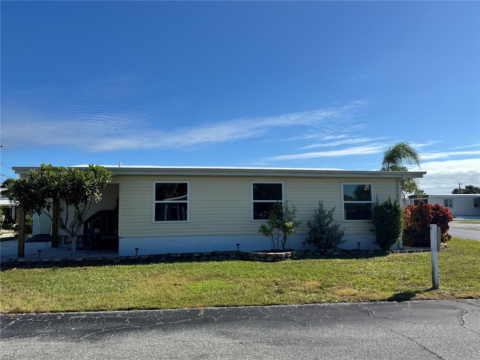 Image 32 of 46 For 1891 Englewood Road 45