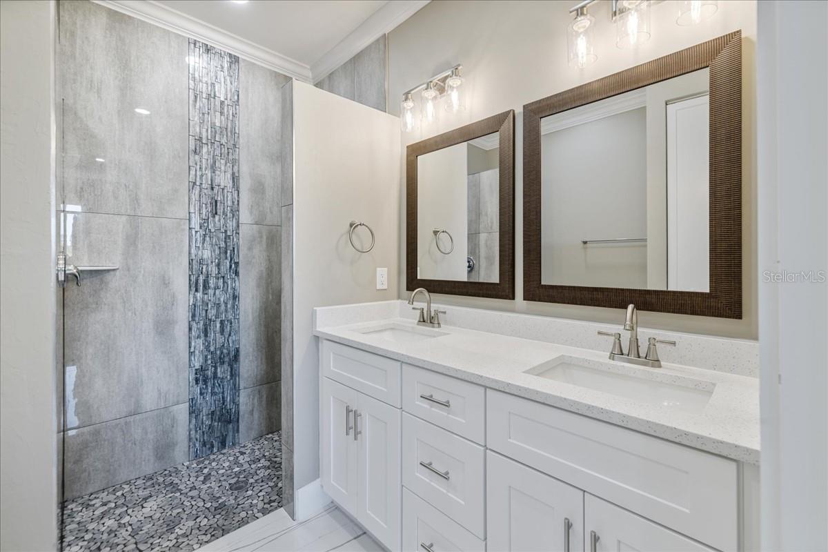 Image 17 of 36 For 1219 Hibiscus Avenue