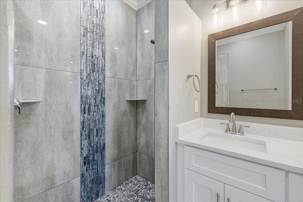 Image 18 of 36 For 1219 Hibiscus Avenue