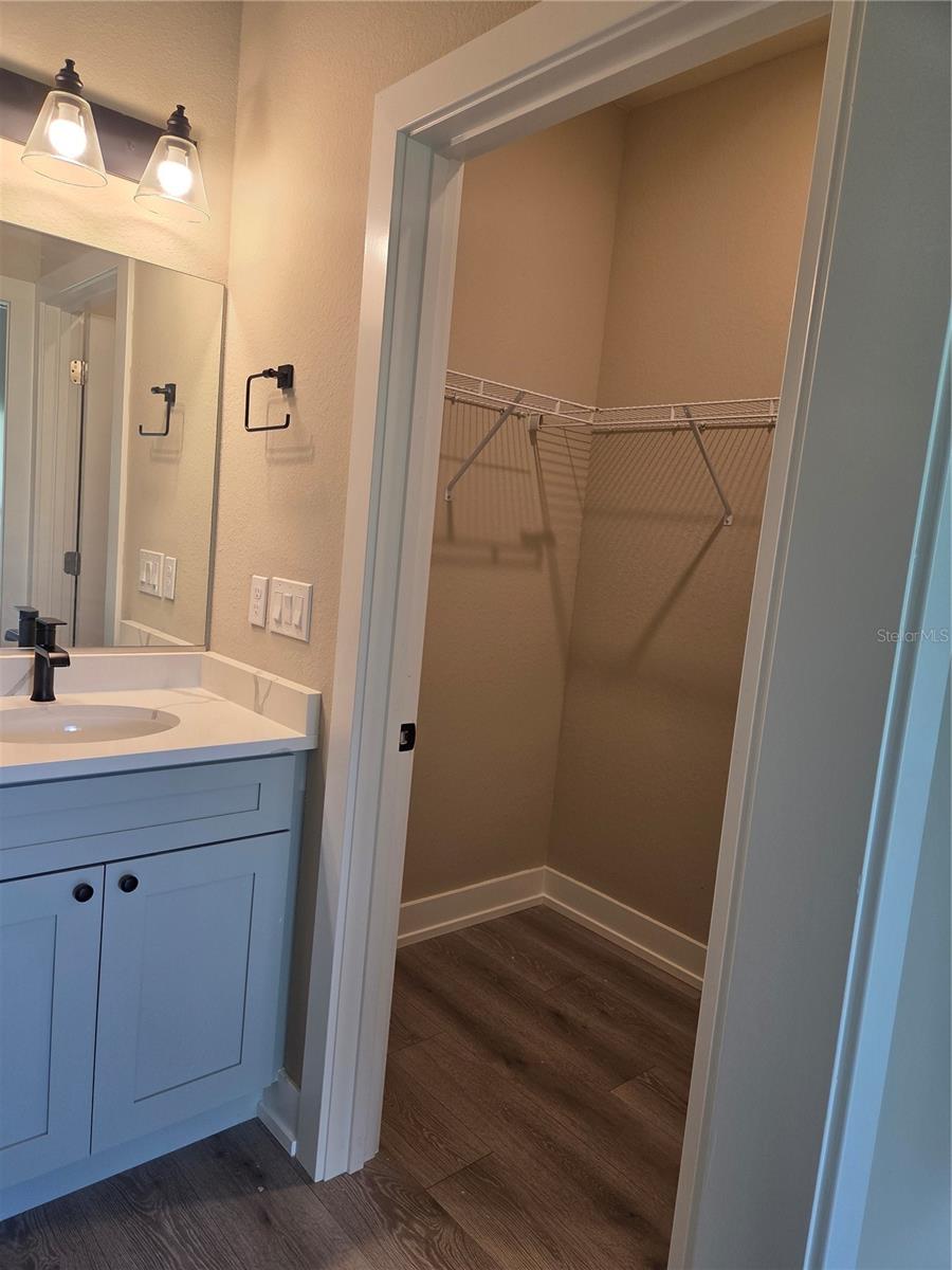 Image 7 of 9 For 12208 Tetzel Avenue