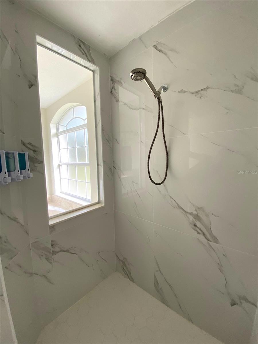 Image 20 of 60 For 5540 Allamanda Avenue