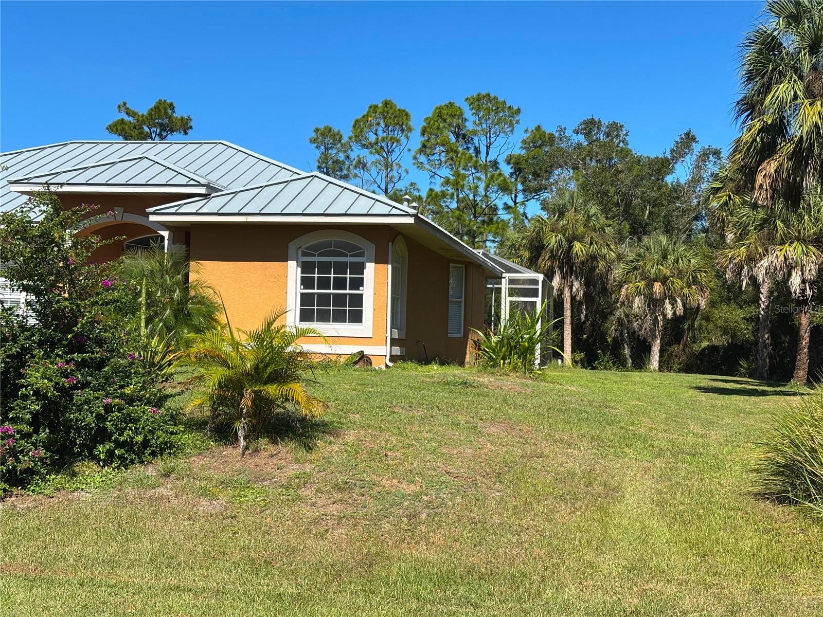 Image 3 of 60 For 5540 Allamanda Avenue