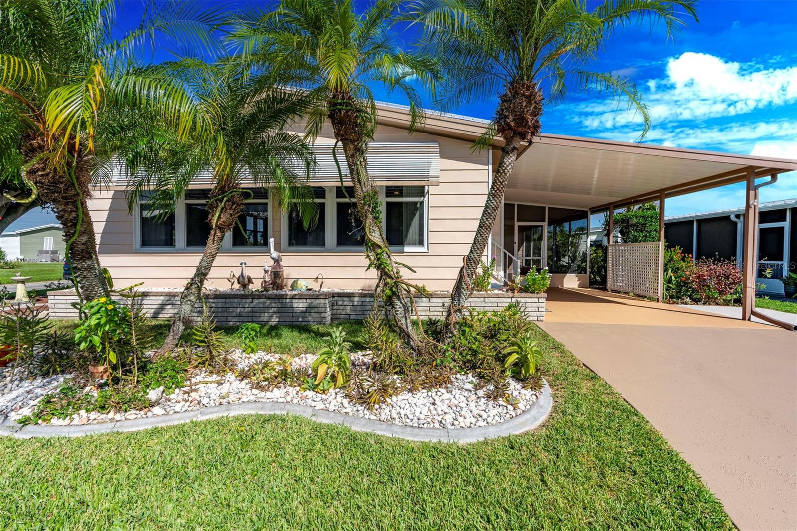 Image 2 of 59 For 297 Anchors Way