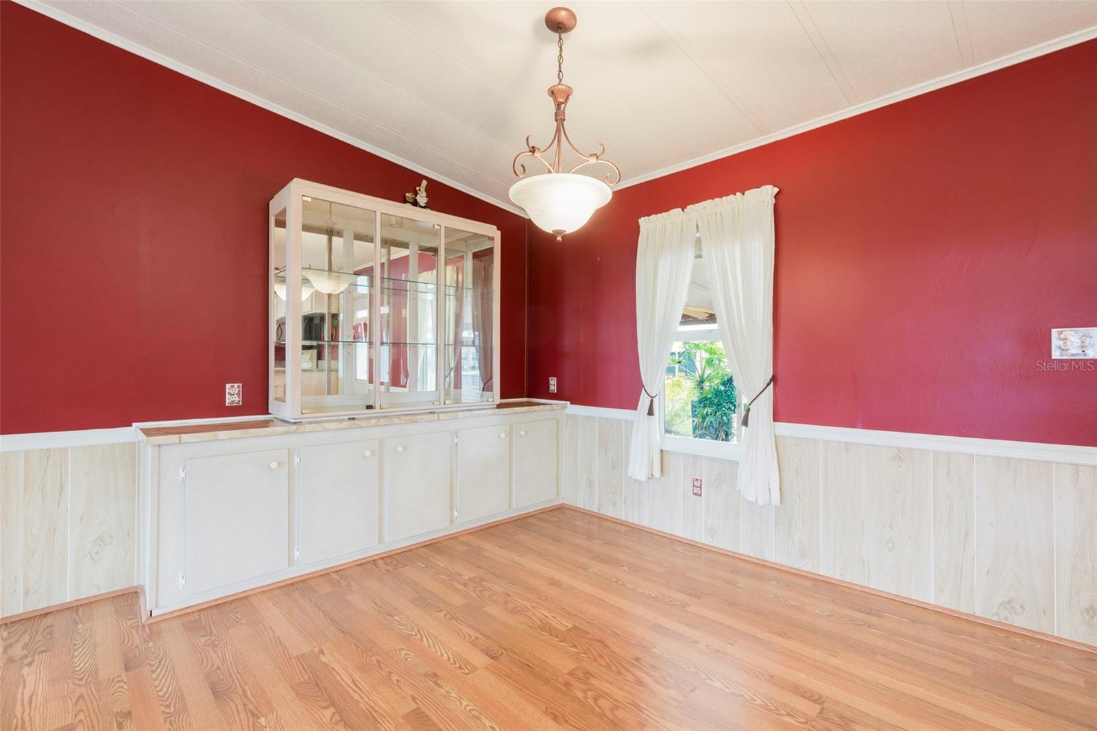 Image 25 of 59 For 297 Anchors Way