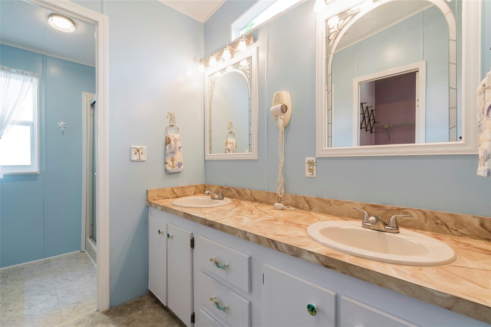 Image 38 of 59 For 297 Anchors Way