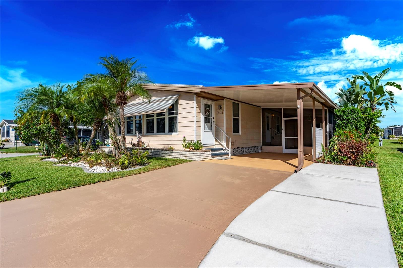 Image 42 of 59 For 297 Anchors Way