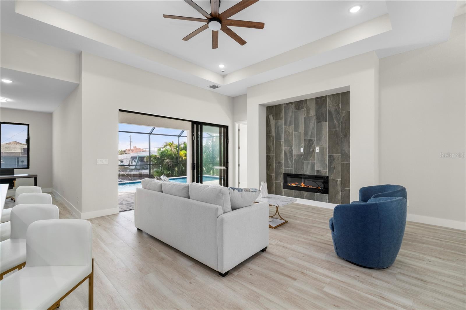 Image 12 of 76 For 198 Gulfview Road