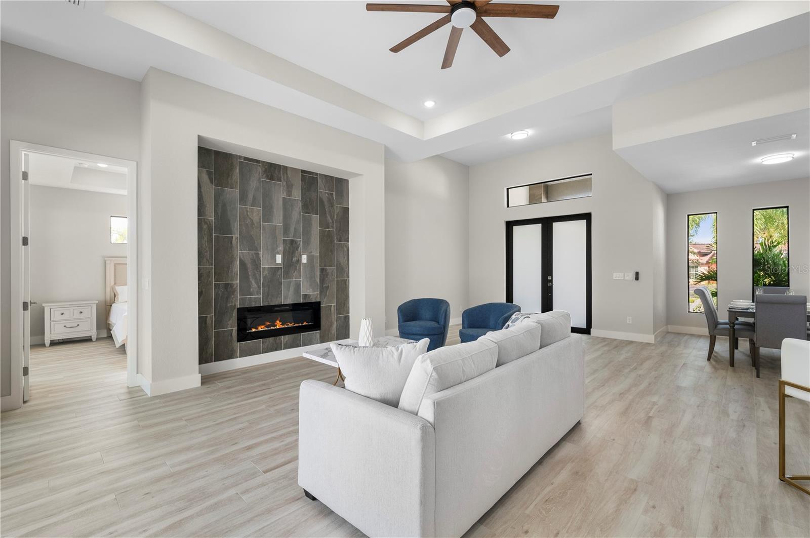 Image 13 of 76 For 198 Gulfview Road