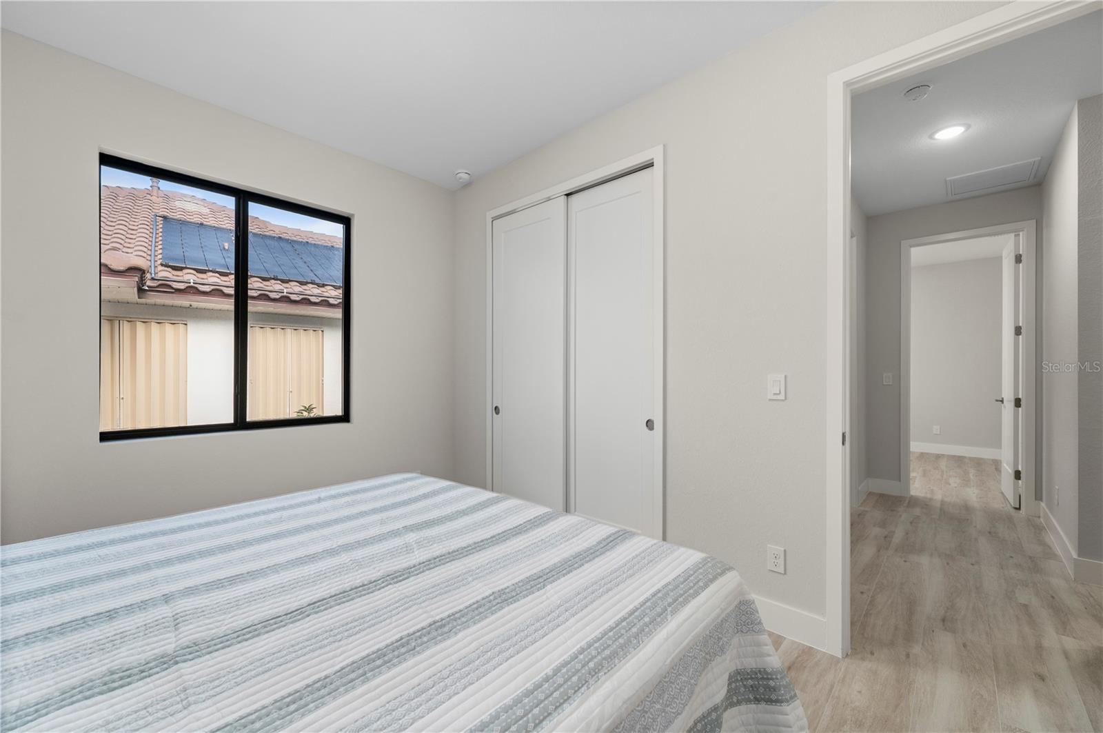 Image 36 of 76 For 198 Gulfview Road