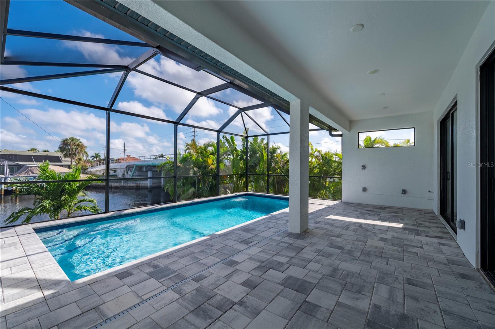 Image 43 of 76 For 198 Gulfview Road