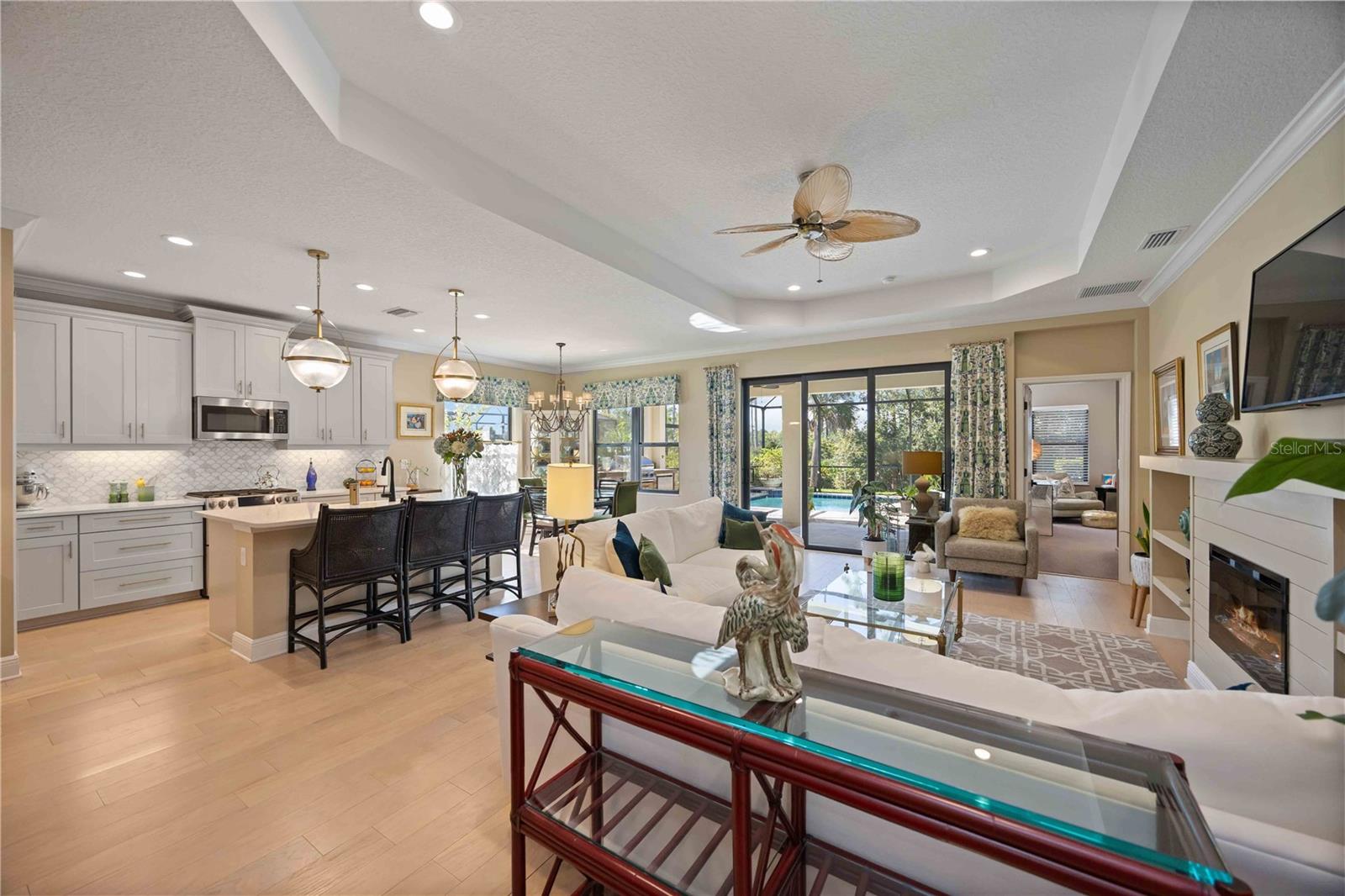 Image 12 of 69 For 228 Ariano Avenue