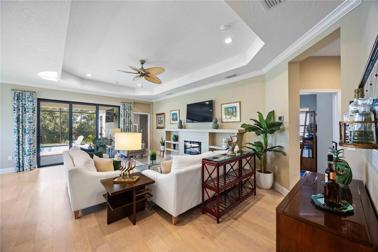 Image 13 of 69 For 228 Ariano Avenue