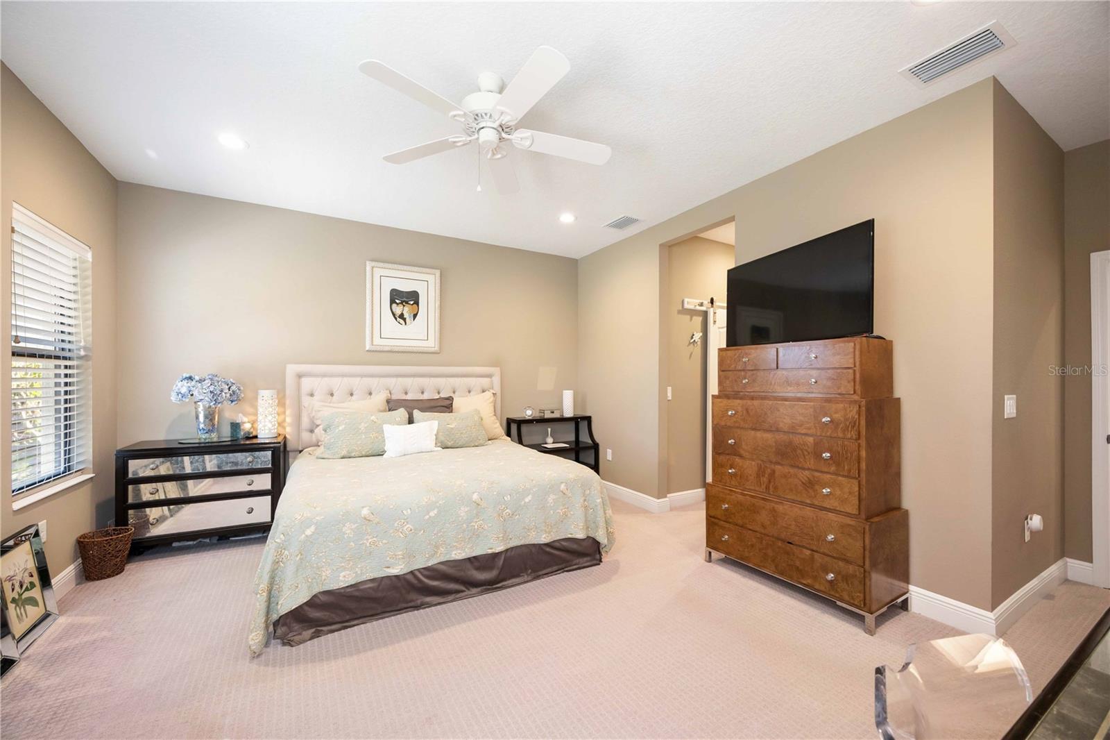 Image 26 of 69 For 228 Ariano Avenue