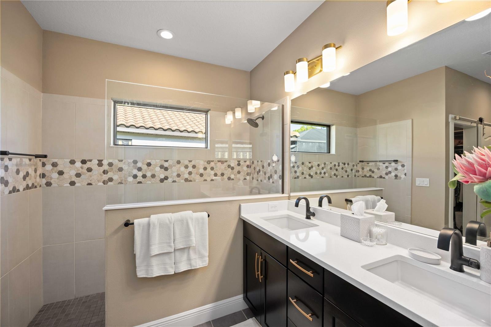 Image 29 of 69 For 228 Ariano Avenue