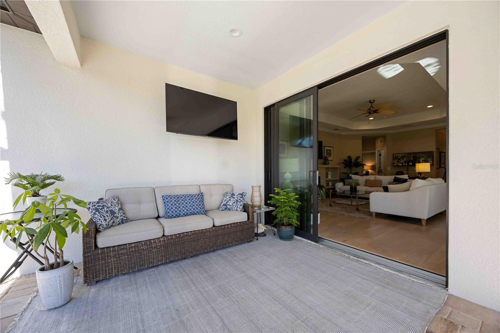 Image 46 of 69 For 228 Ariano Avenue