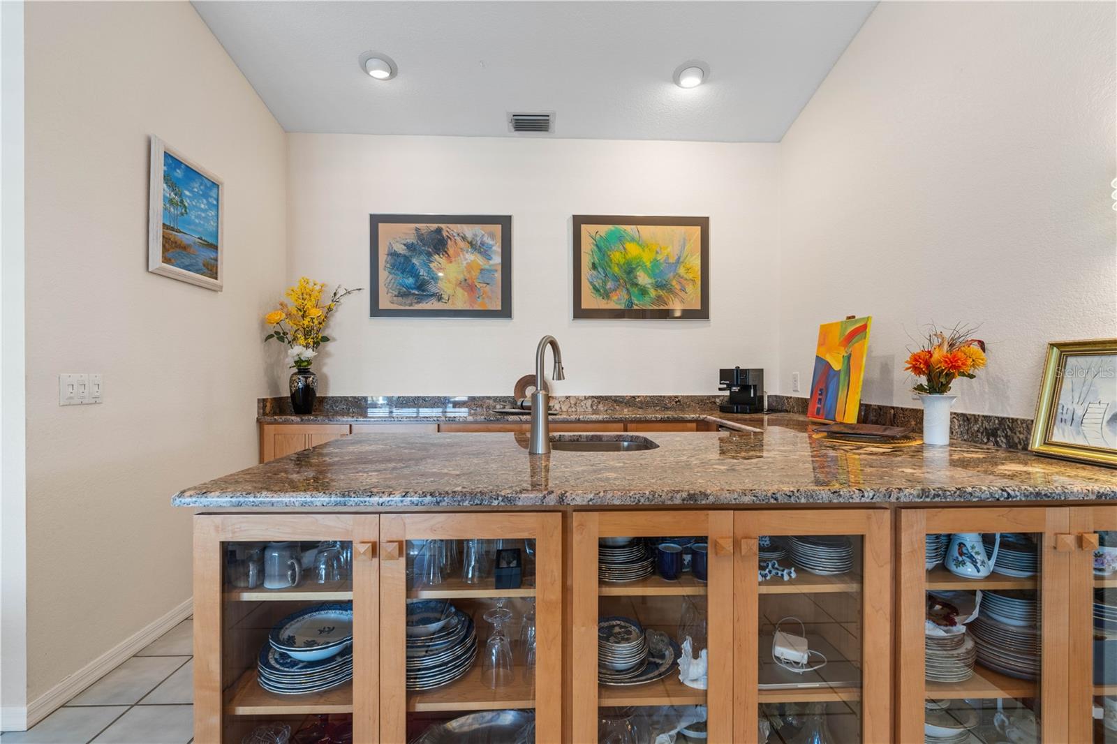 Image 28 of 79 For 2434 Flora Lane