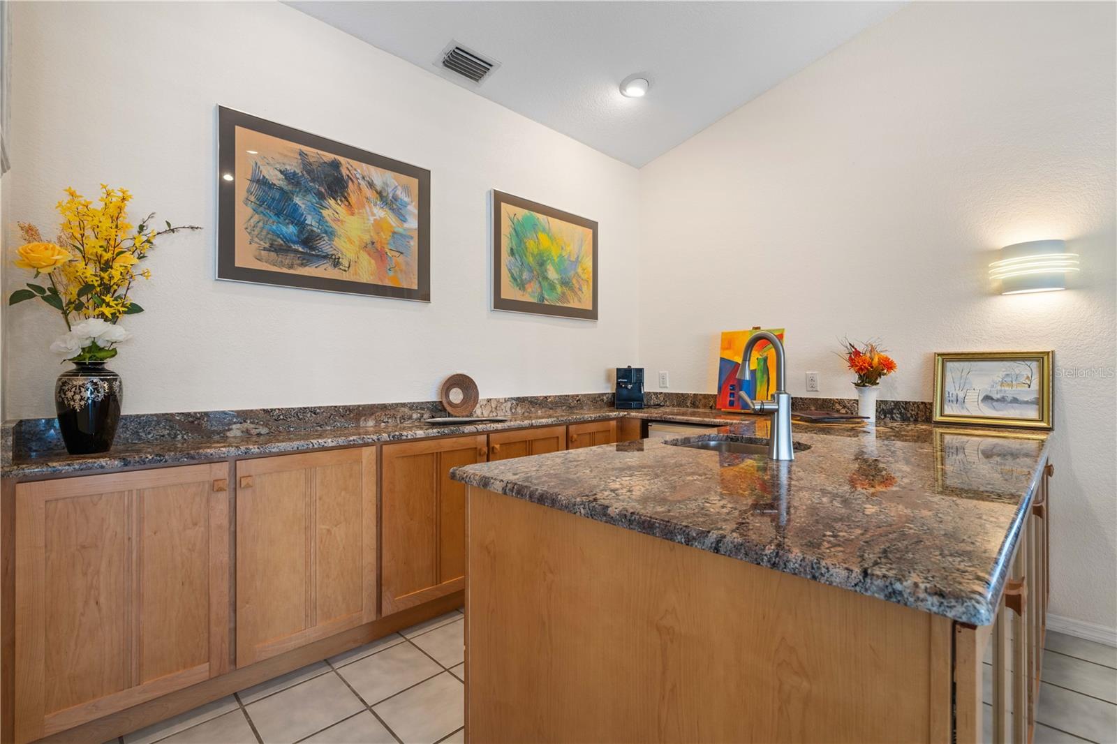 Image 29 of 79 For 2434 Flora Lane