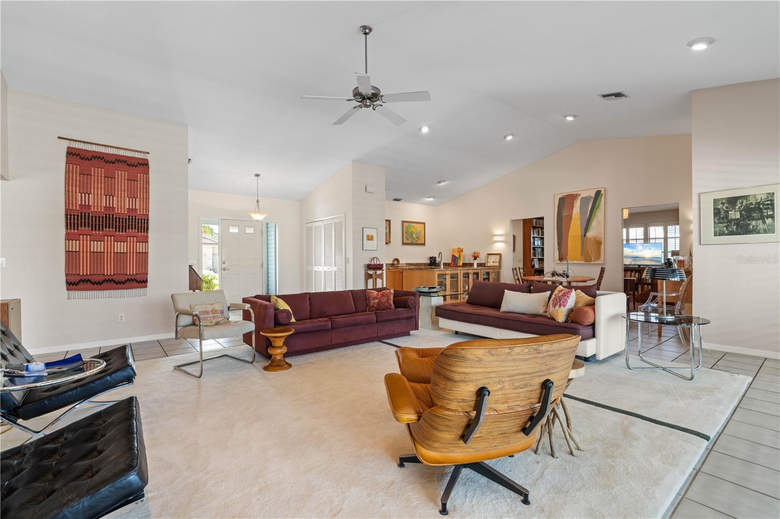 Image 30 of 79 For 2434 Flora Lane