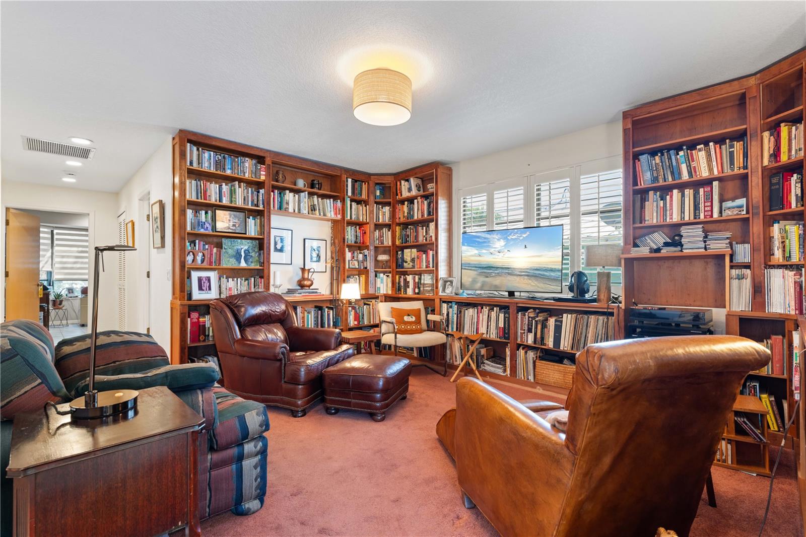 Image 42 of 79 For 2434 Flora Lane