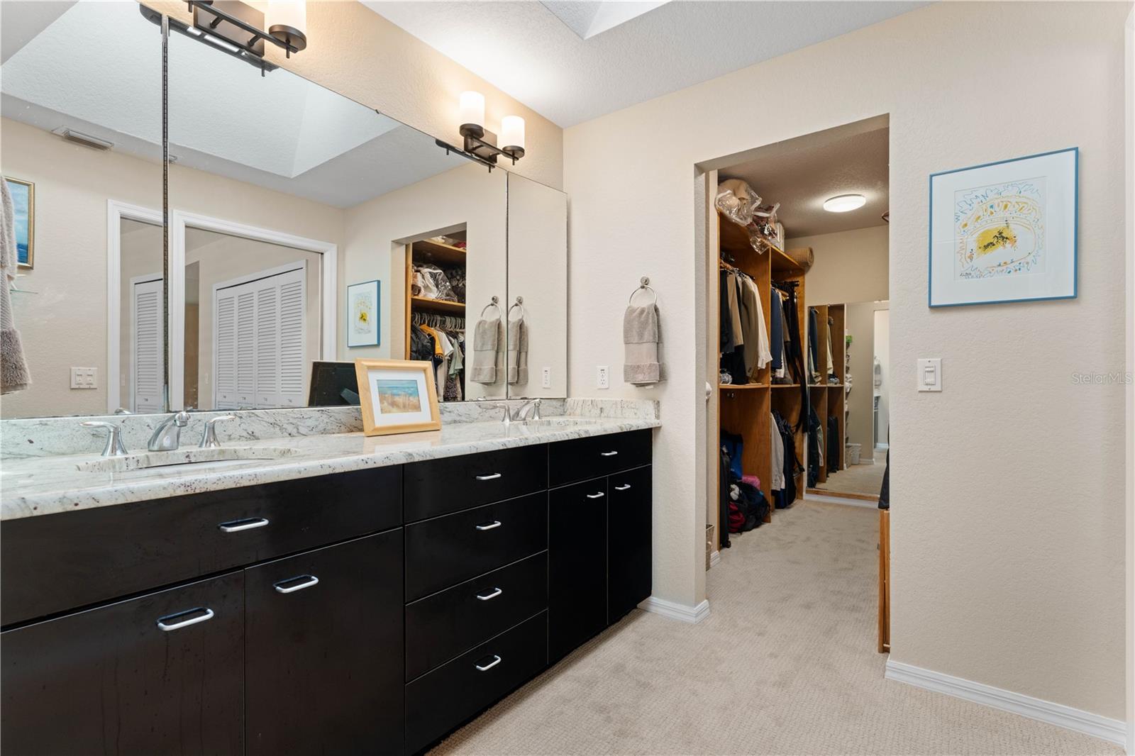 Image 49 of 79 For 2434 Flora Lane