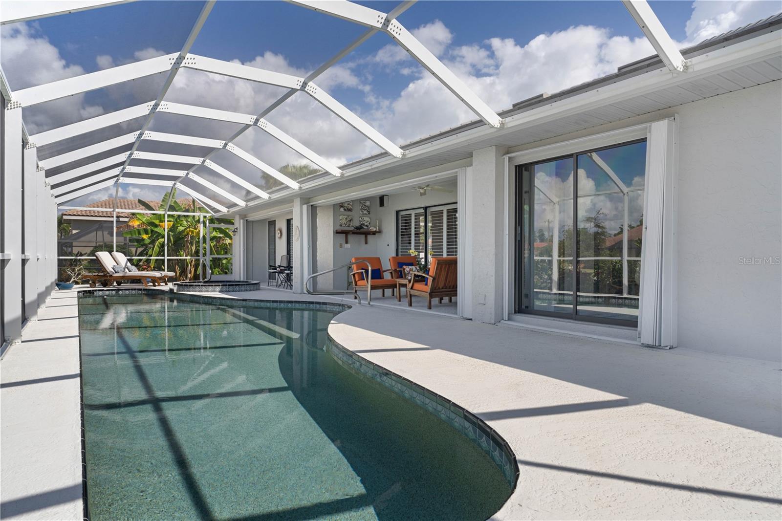 Image 64 of 79 For 2434 Flora Lane