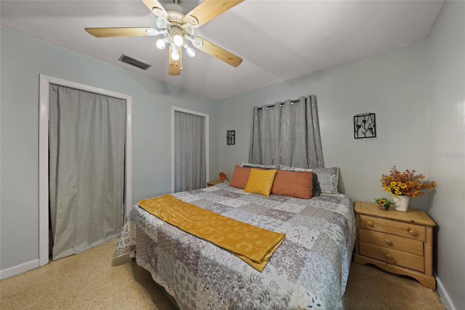 Image 17 of 30 For 203 Volusia Avenue