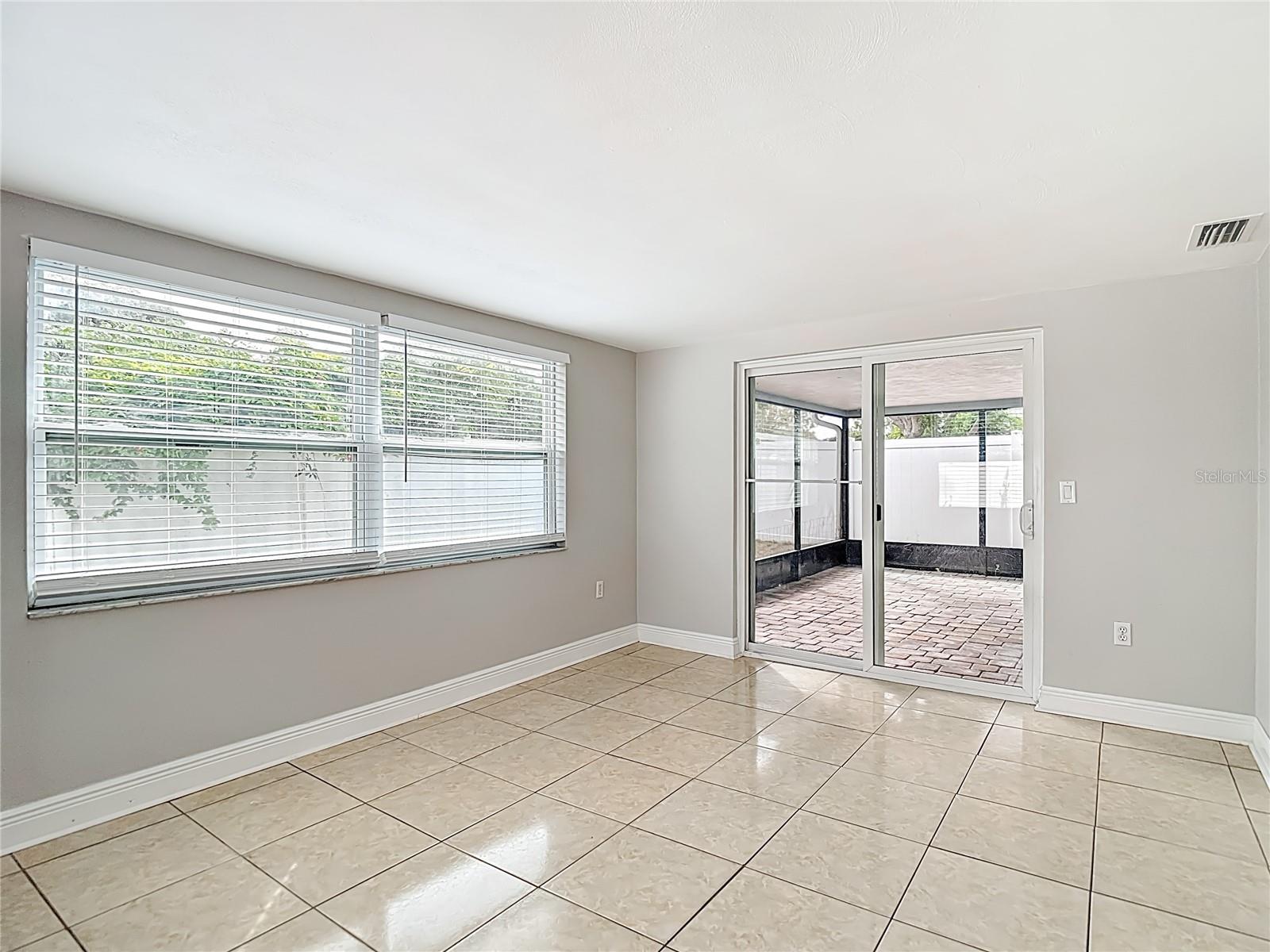 Image 19 of 40 For 11234 Yewtree Avenue