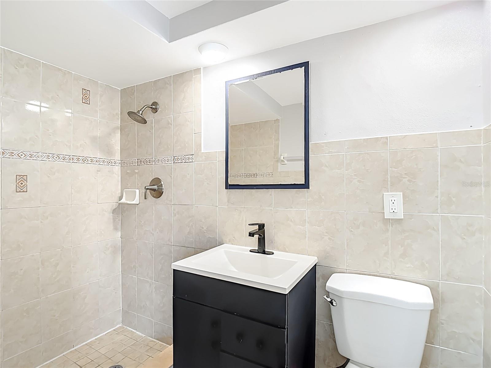 Image 20 of 40 For 11234 Yewtree Avenue