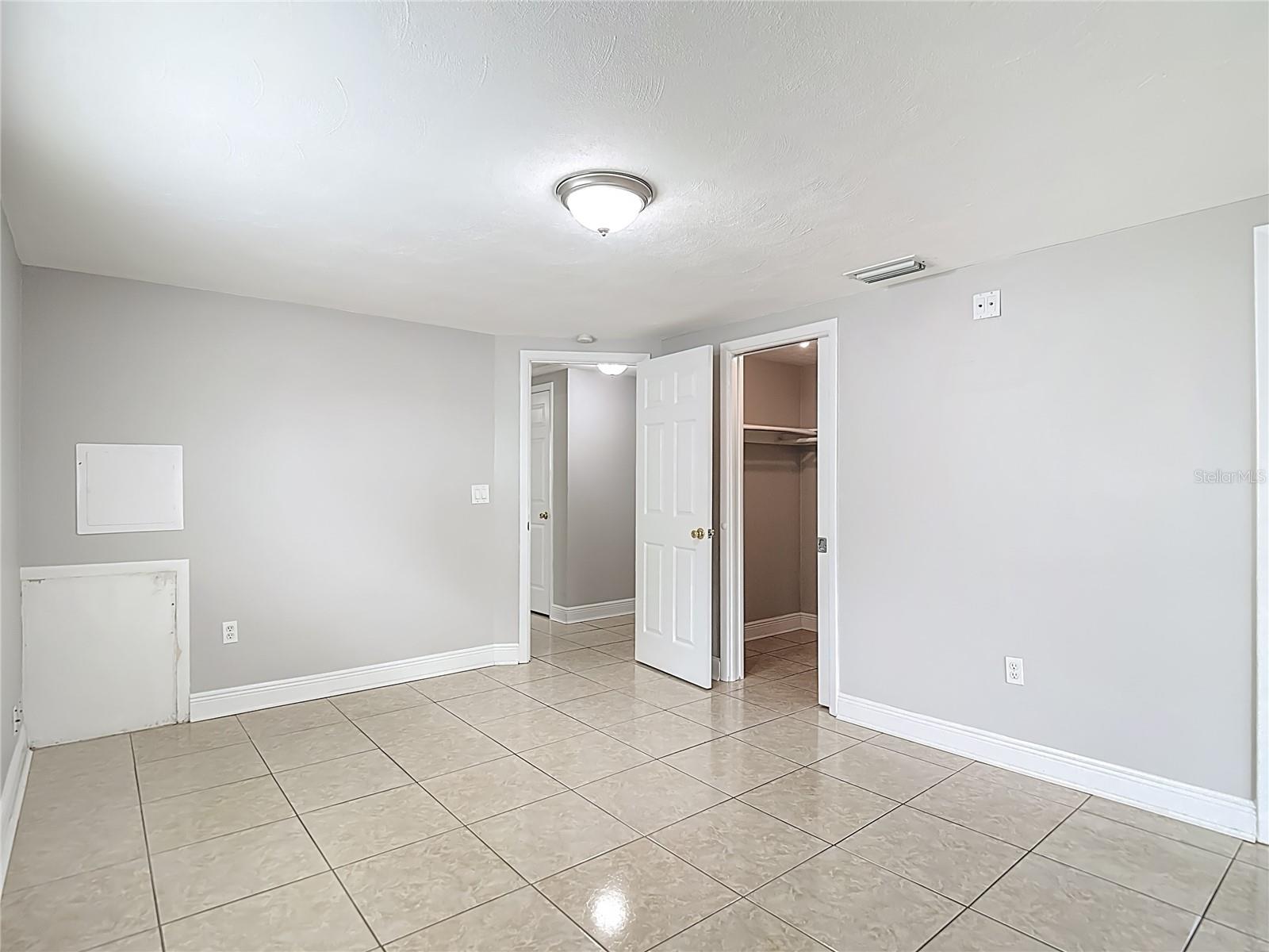 Image 22 of 40 For 11234 Yewtree Avenue