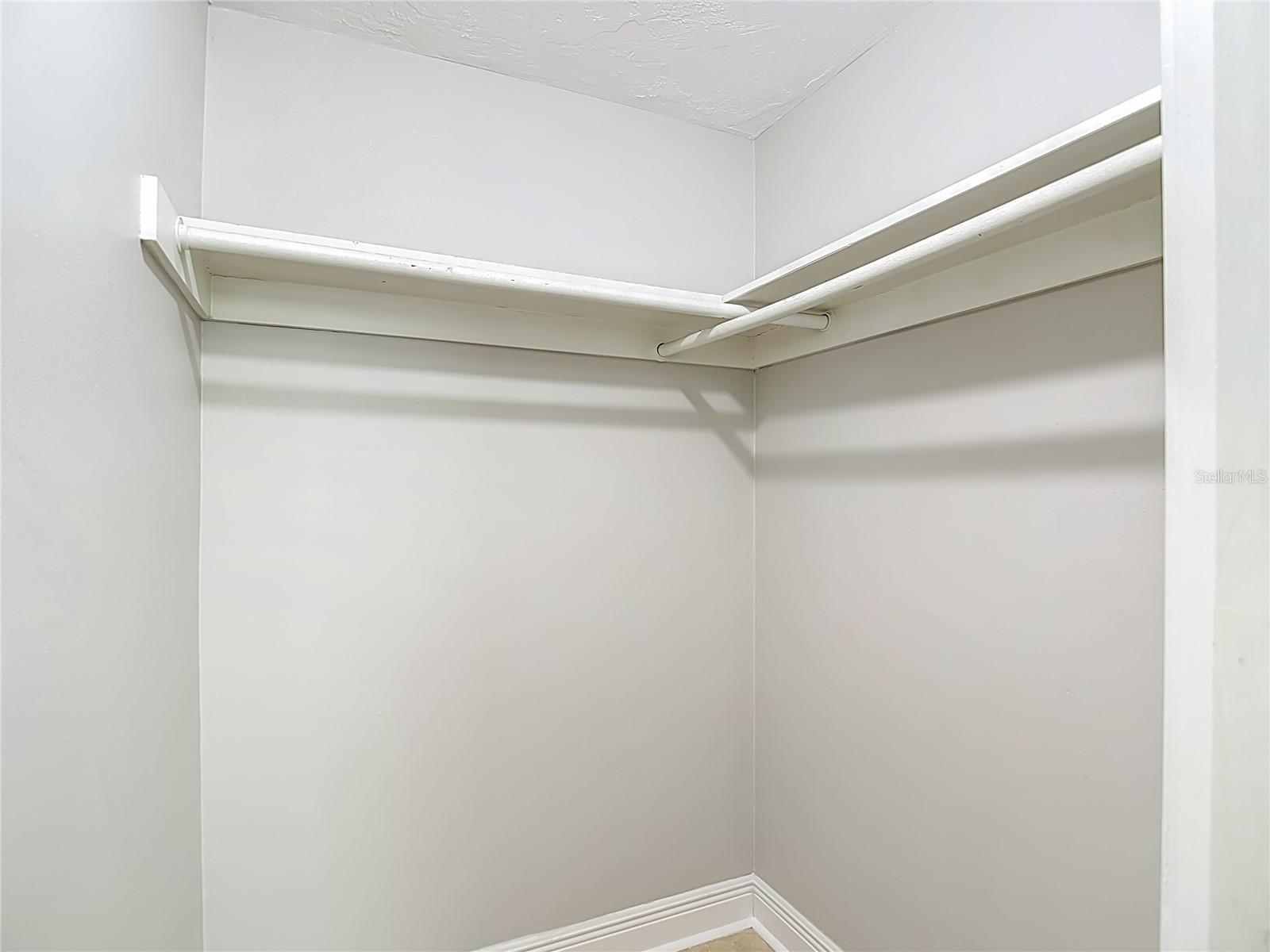 Image 28 of 40 For 11234 Yewtree Avenue