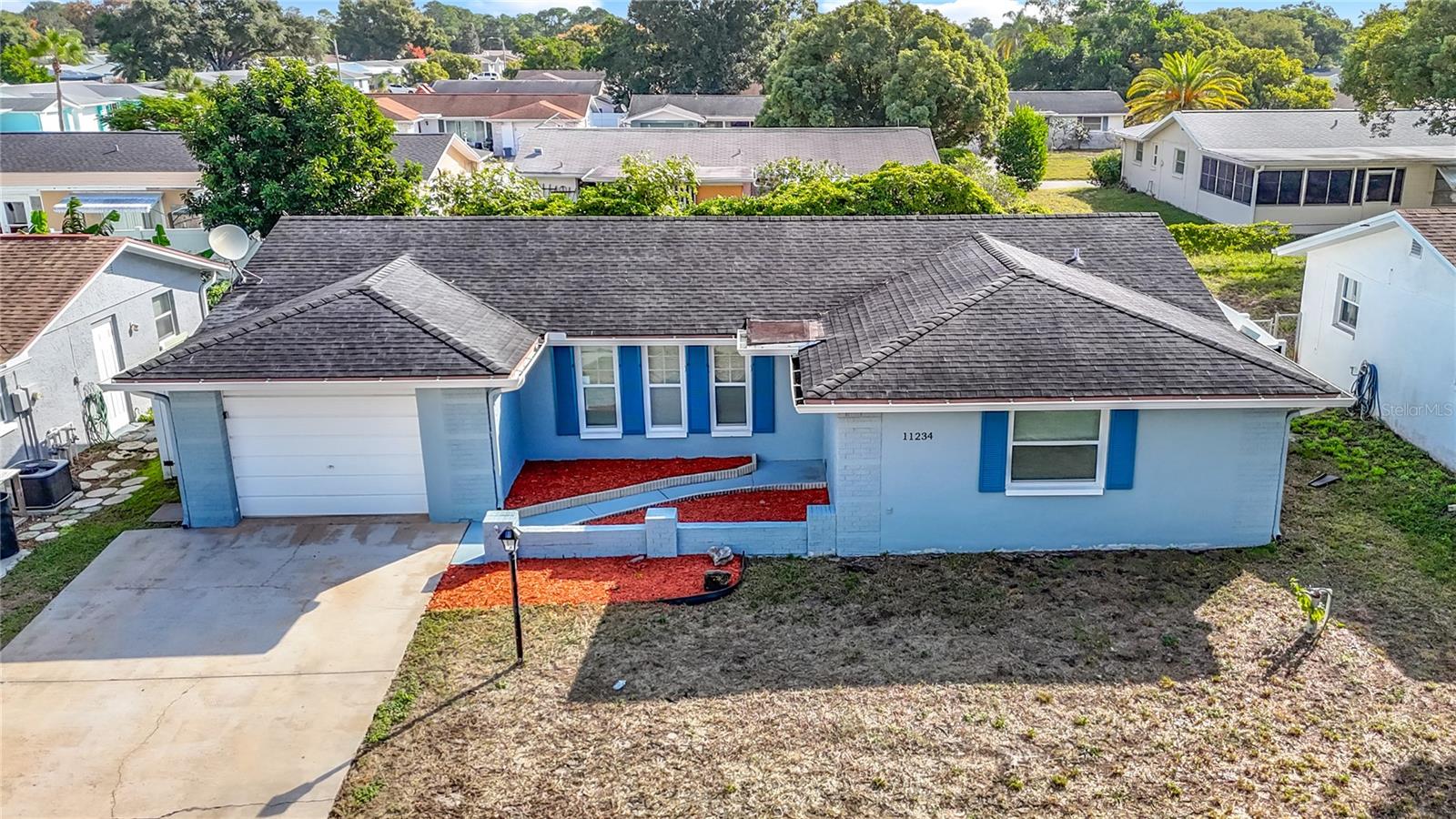 Image 3 of 40 For 11234 Yewtree Avenue