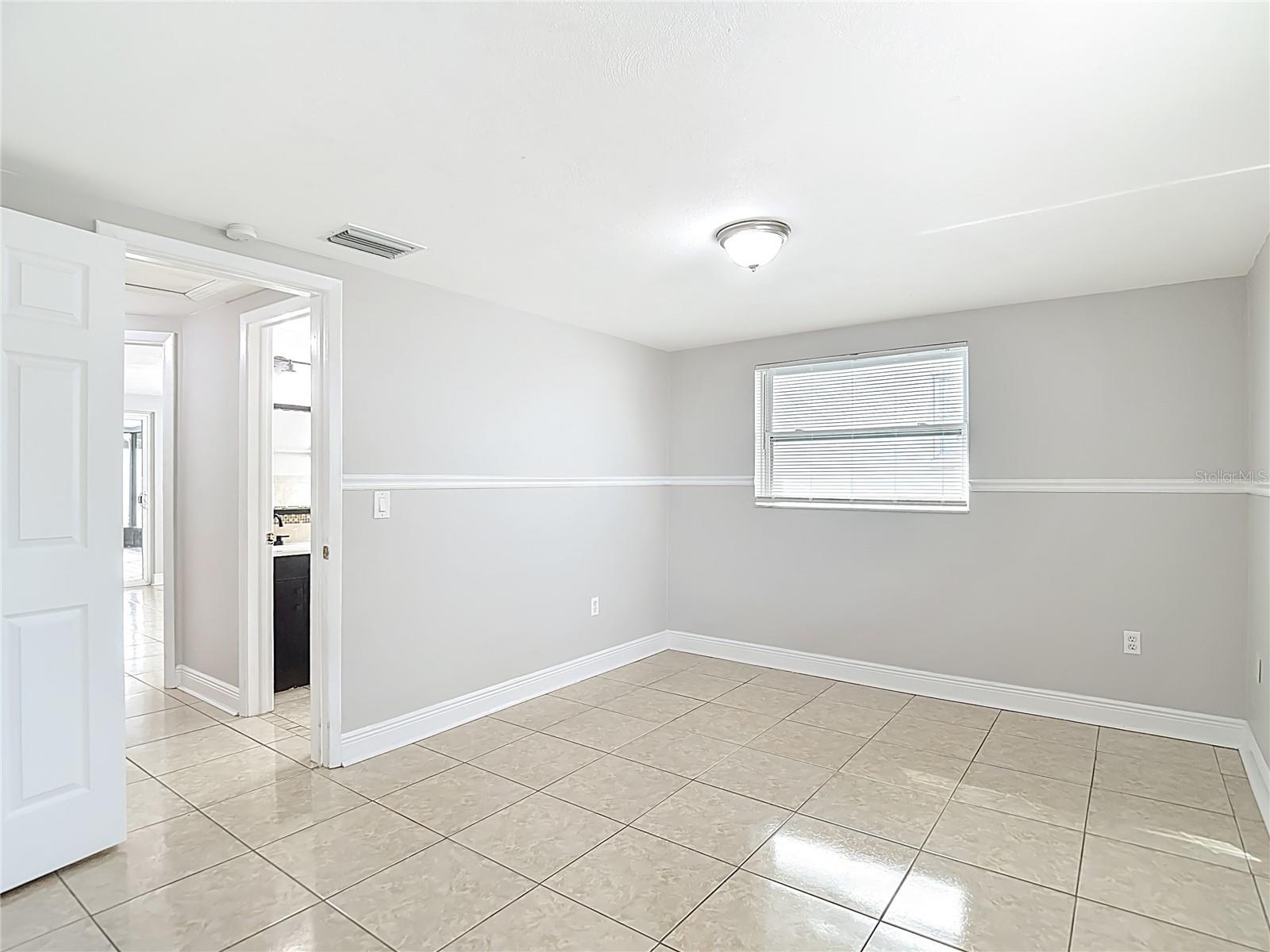 Image 31 of 40 For 11234 Yewtree Avenue