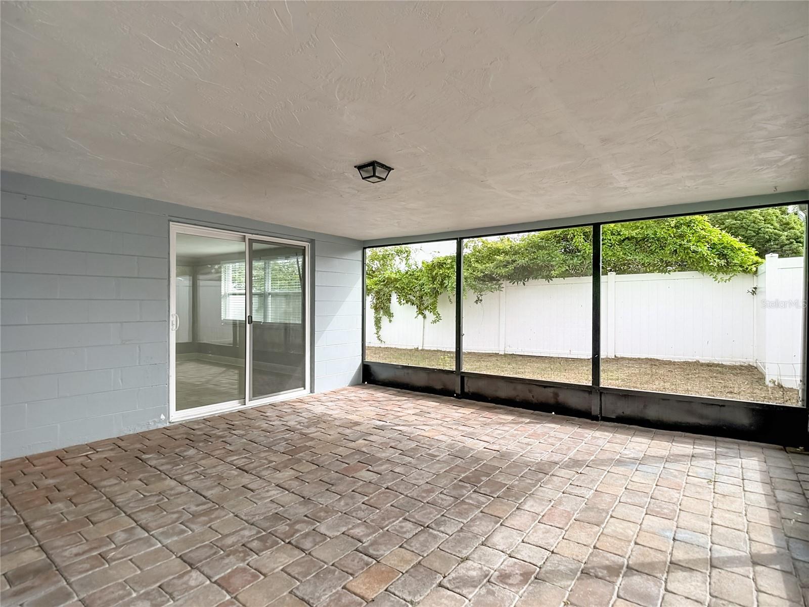 Image 32 of 40 For 11234 Yewtree Avenue