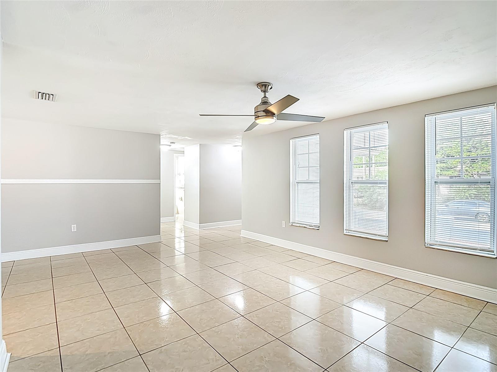 Image 6 of 40 For 11234 Yewtree Avenue