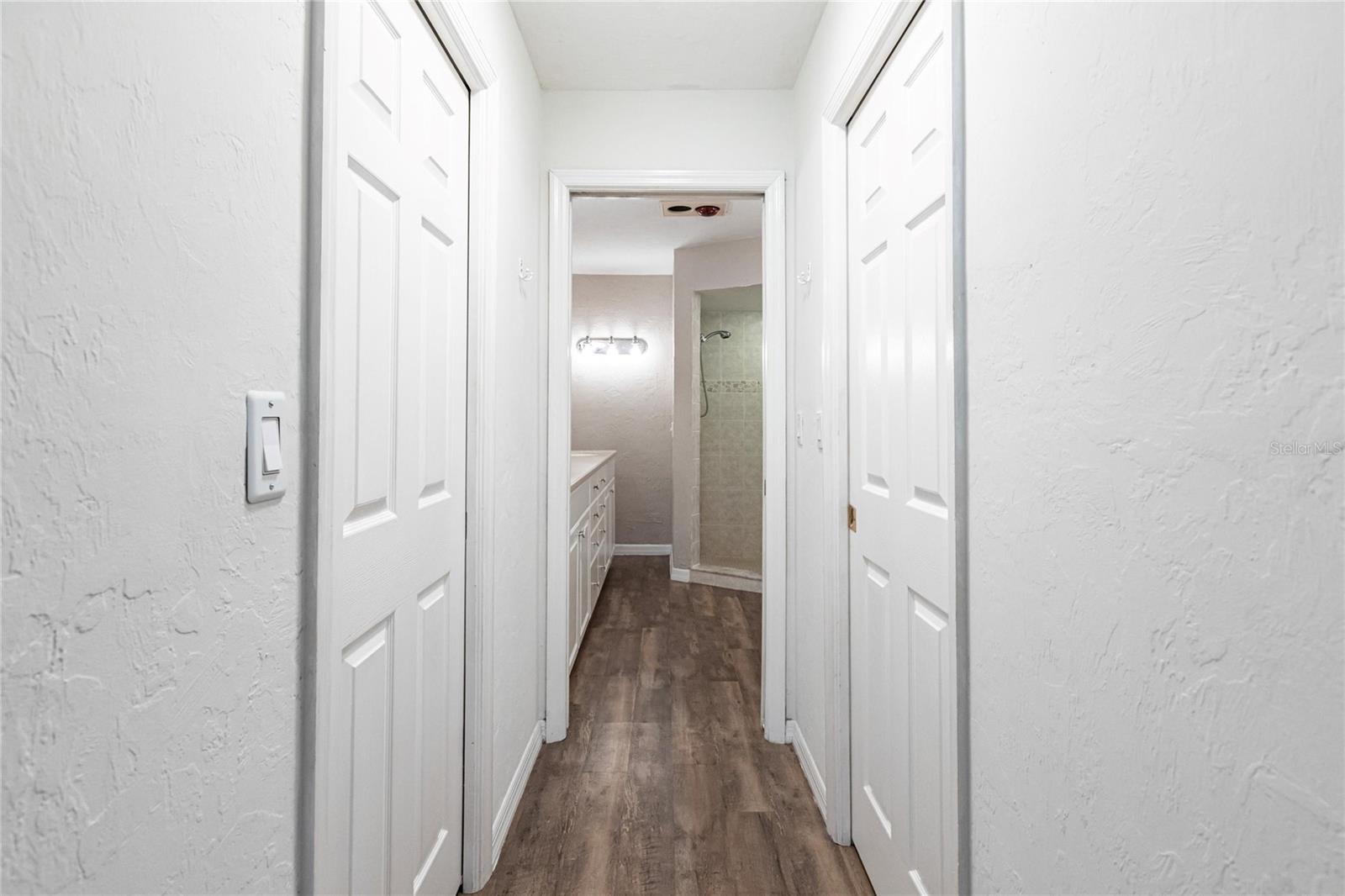 Image 22 of 51 For 5301 Sabal Palm Lane