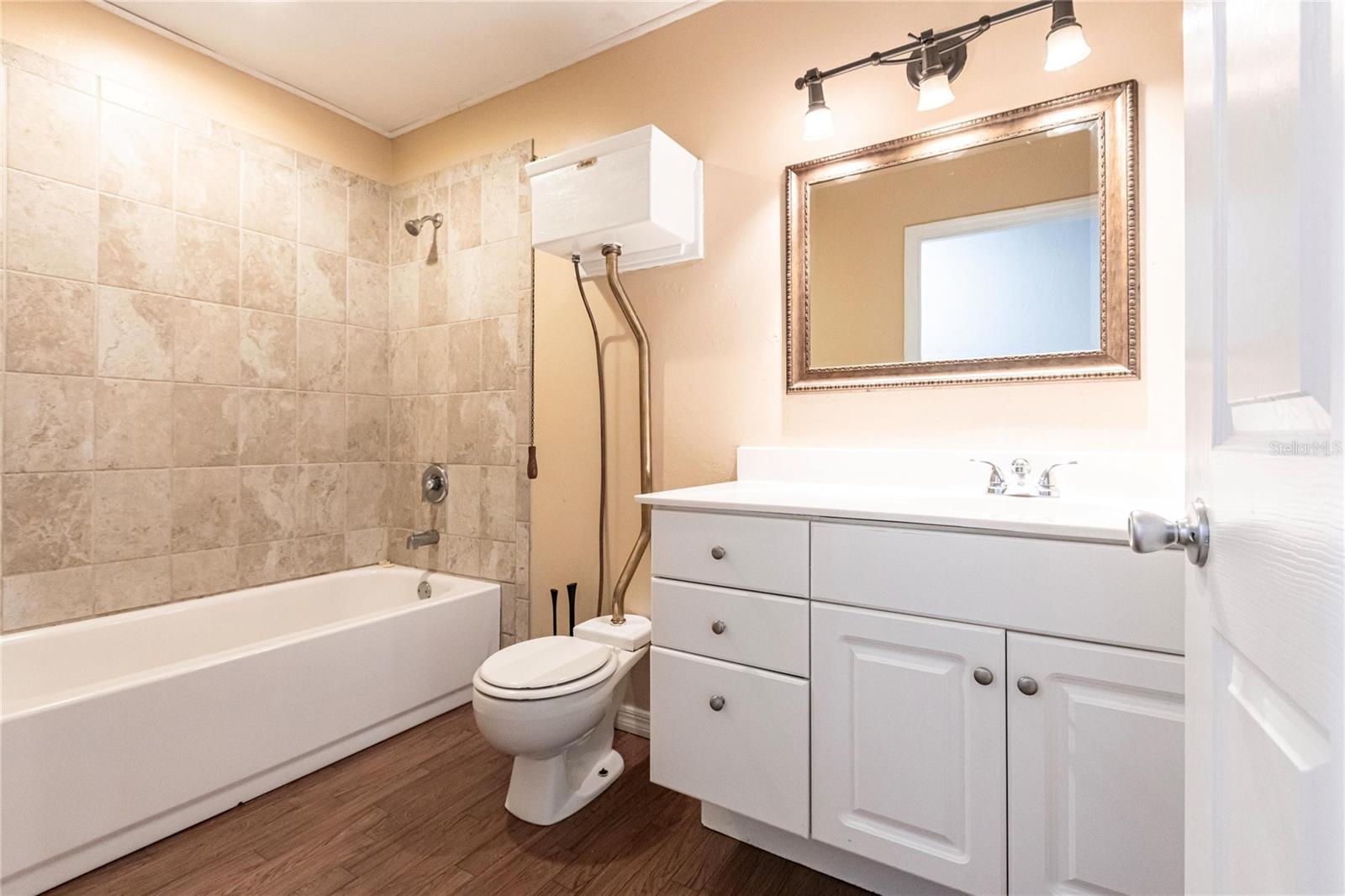 Image 31 of 51 For 5301 Sabal Palm Lane