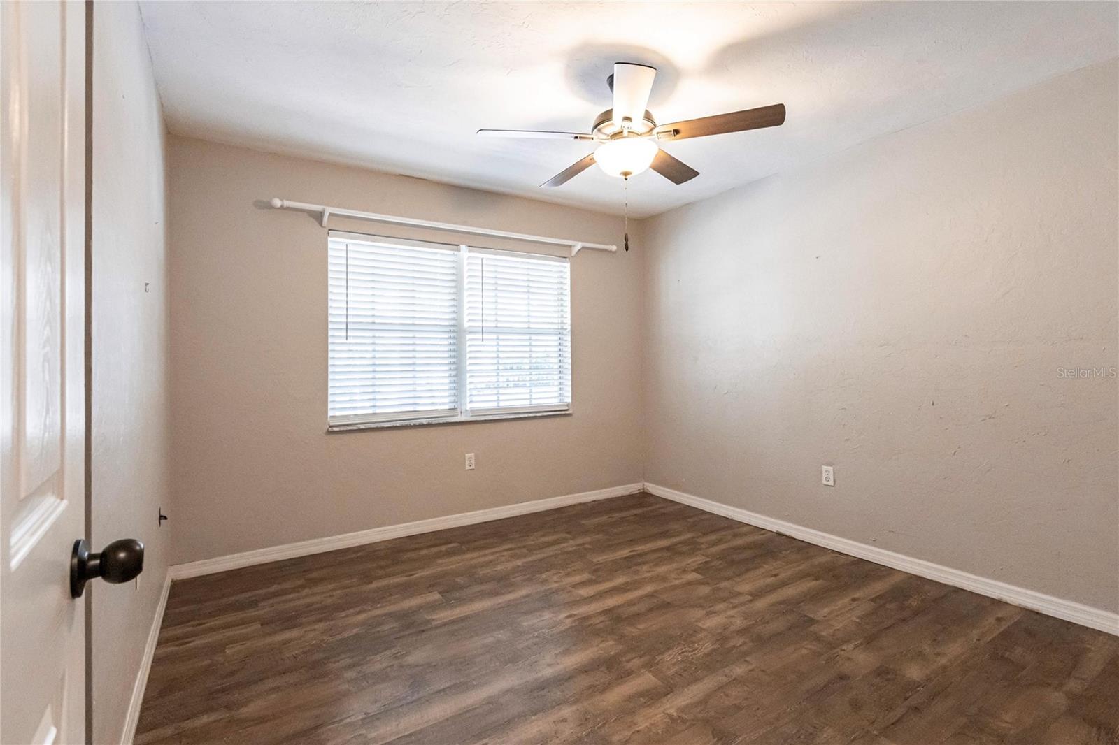 Image 33 of 51 For 5301 Sabal Palm Lane