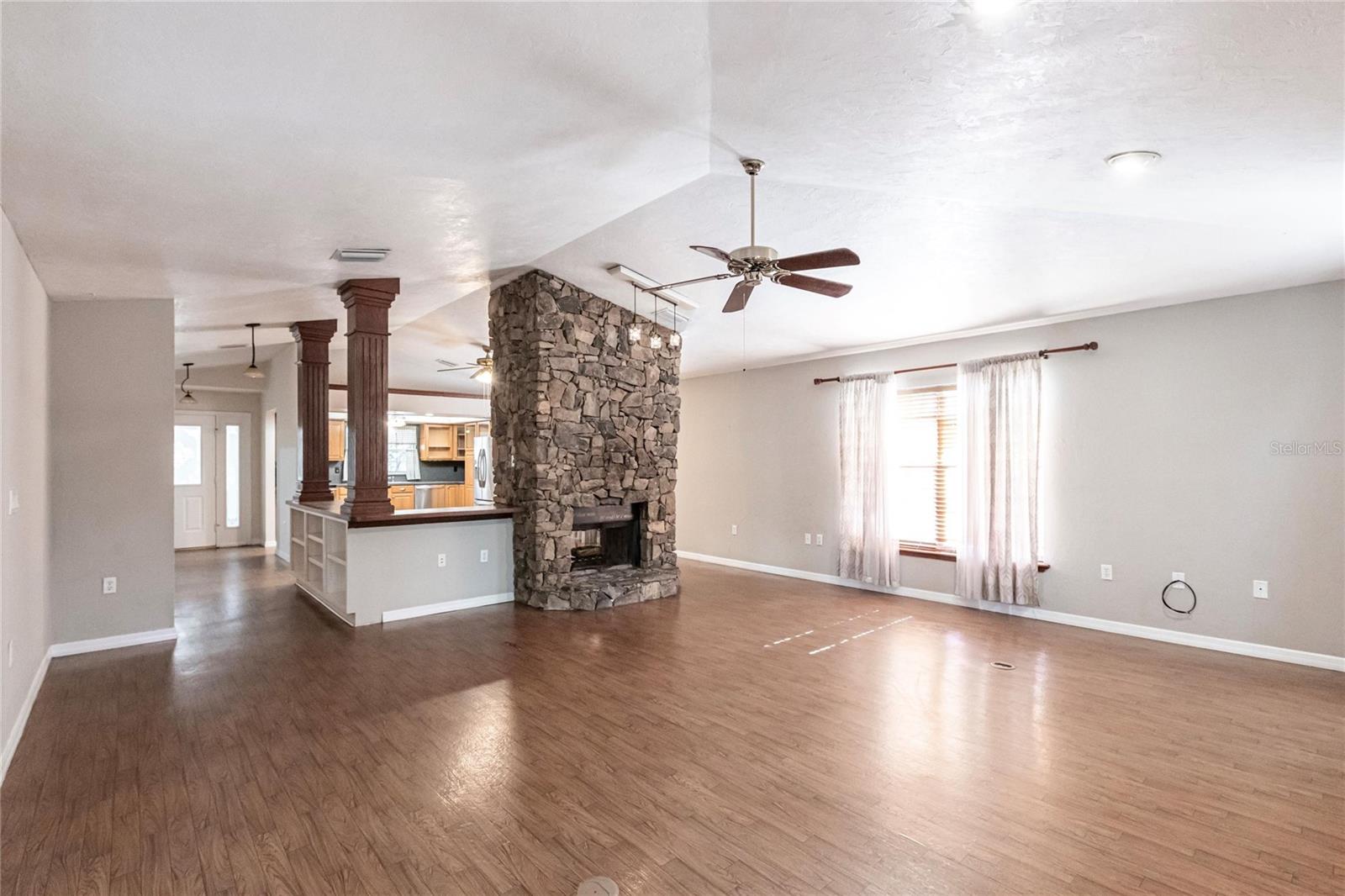 Image 9 of 51 For 5301 Sabal Palm Lane